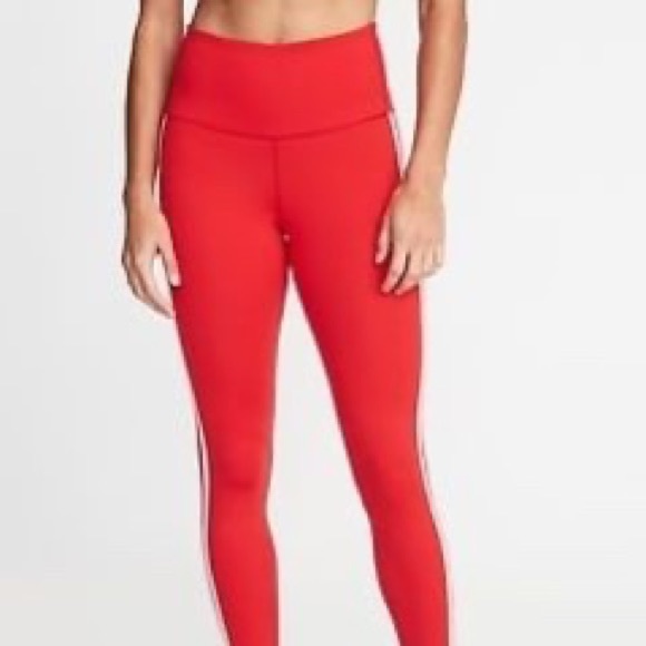 💗 3/$35 💗 Old navy red leggings - Picture 2 of 6